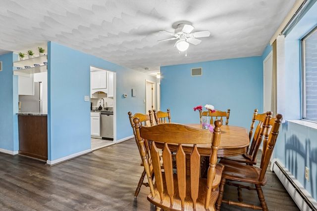 64 Main St 21B, Stoneham, MA 02180
