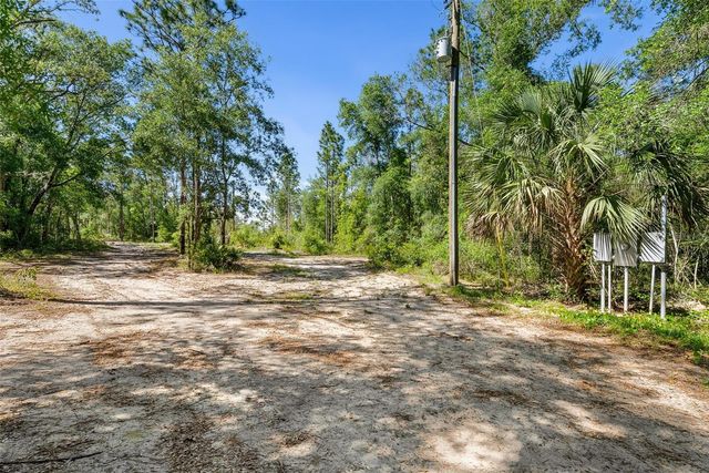 25723 BAREVA ROAD, Weeki Wachee, FL 34614