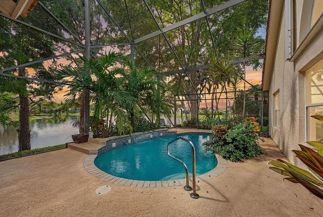 2525 Egret Lake Drive, Greenacres, FL 33413