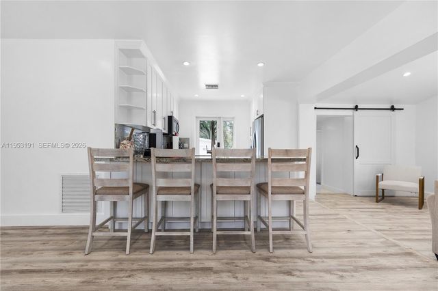 880 Oriole Ave 0, Miami Springs, FL 33166