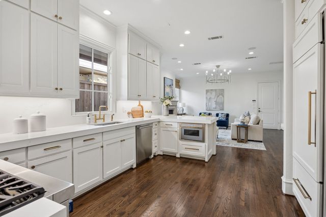 4318 Emerson Avenue, University Park, TX 75205