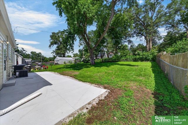3707 N 56th Street, Omaha, NE 68104
