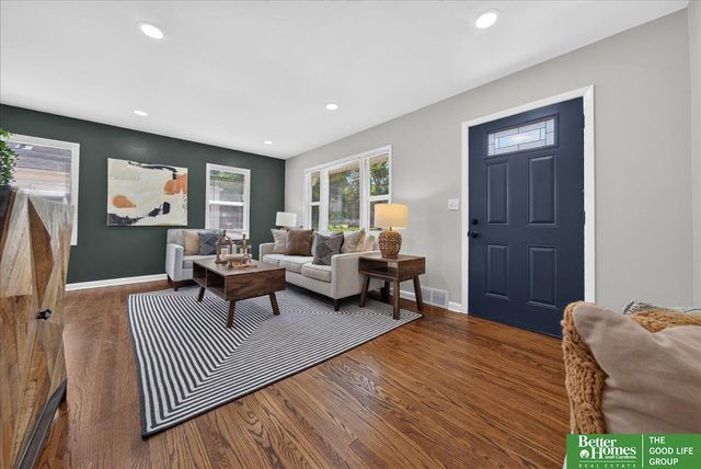 3707 N 56th Street, Omaha, NE 68104
