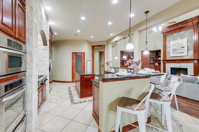 10200 Sunningdale CV, Austin, TX 78717