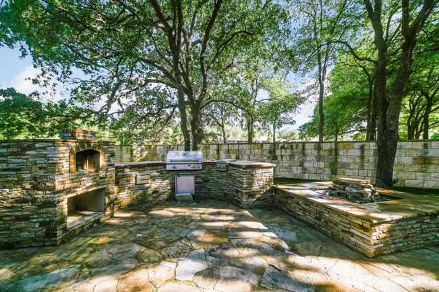 10200 Sunningdale CV, Austin, TX 78717