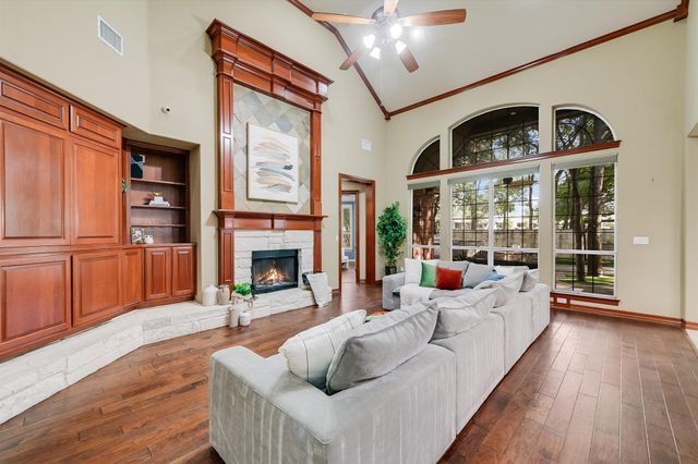 10200 Sunningdale CV, Austin, TX 78717