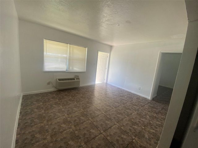 751 NW 5th Street, Fort Lauderdale, FL 33311