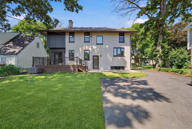 3923 Clausen Avenue, Western Springs, IL 60558