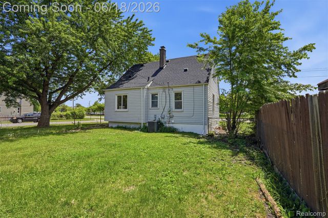 31714 Cherry Hill Road, Garden City, MI 48135