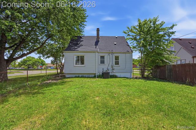 31714 Cherry Hill Road, Garden City, MI 48135