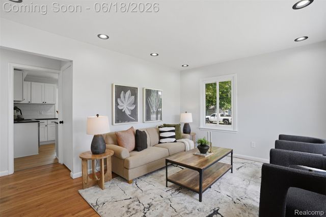 31714 Cherry Hill Road, Garden City, MI 48135