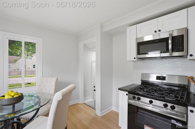 31714 Cherry Hill Road, Garden City, MI 48135