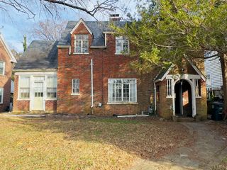 807 Pershing Avenue, Lynchburg, VA 24503