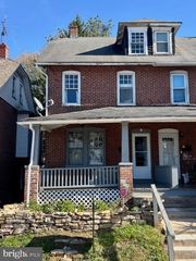 131 PENNSYLVANIA AVE, Coatesville, PA 19320