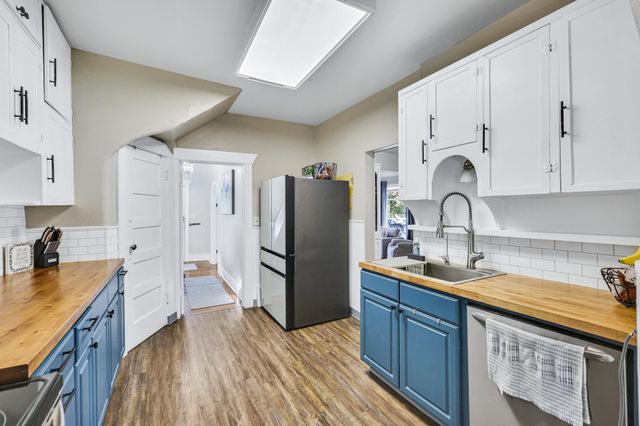 1924 W Indiana Ave, Spokane, WA 99205