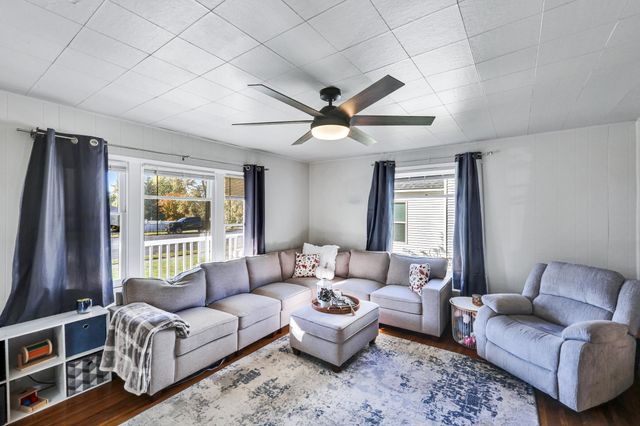 1924 W Indiana Ave, Spokane, WA 99205