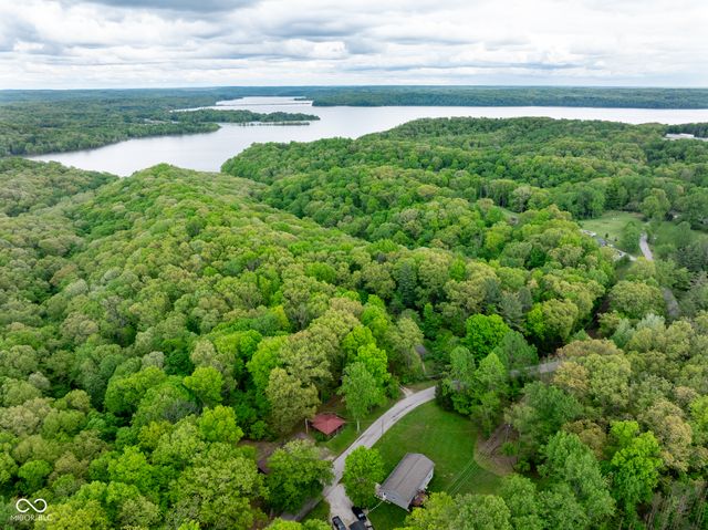 6829 S Shields Ridge Road, Bloomington, IN 47401