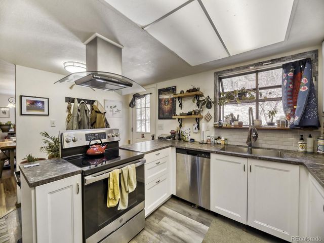 15 Gigi Lane, Evergreen, CO 80439