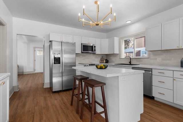 416 ADAMS STREET, Neenah, WI 54956