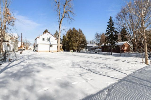 416 ADAMS STREET, Neenah, WI 54956