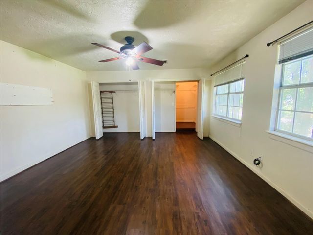 2500 Southline Road, Conroe, TX 77384