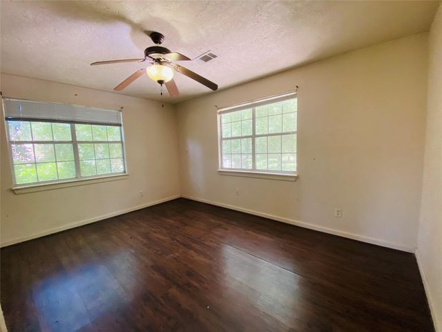 2500 Southline Road, Conroe, TX 77384