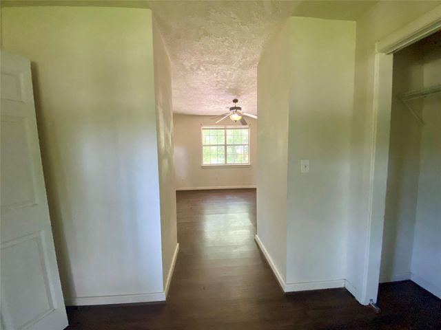 2500 Southline Road, Conroe, TX 77384