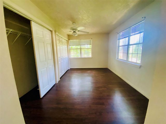 2500 Southline Road, Conroe, TX 77384