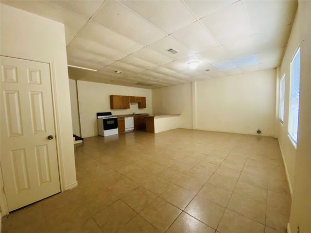 2500 Southline Road, Conroe, TX 77384