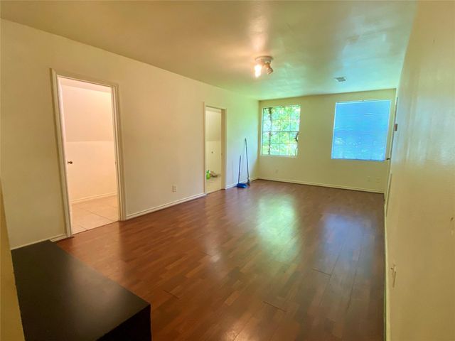 2500 Southline Road, Conroe, TX 77384