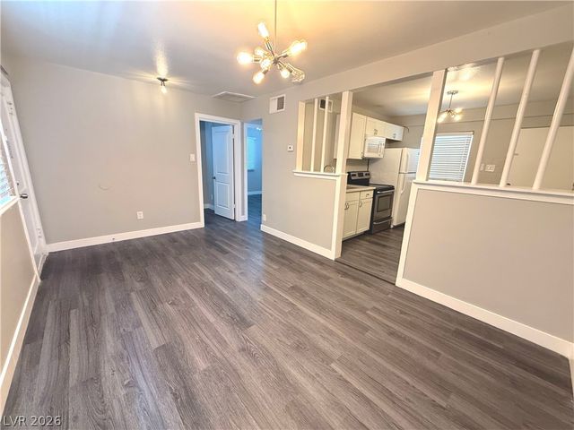221 South 10th Street 8, Las Vegas, NV 89101