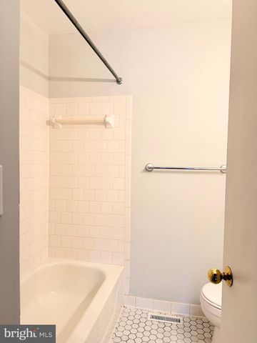 3 BALLYHAUNIS CT, Lutherville Timonium, MD 21093