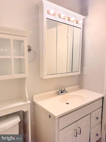 3 BALLYHAUNIS CT, Lutherville Timonium, MD 21093