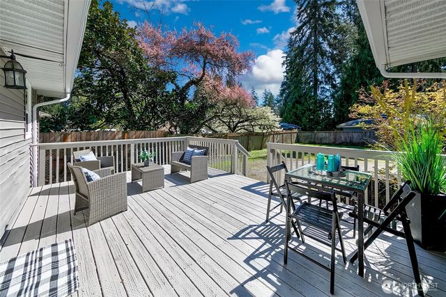 2609 NE 145th Street, Seattle, WA 98155