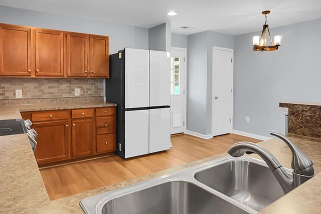 515 Evening Shade Drive, Moncks Corner, SC 29461