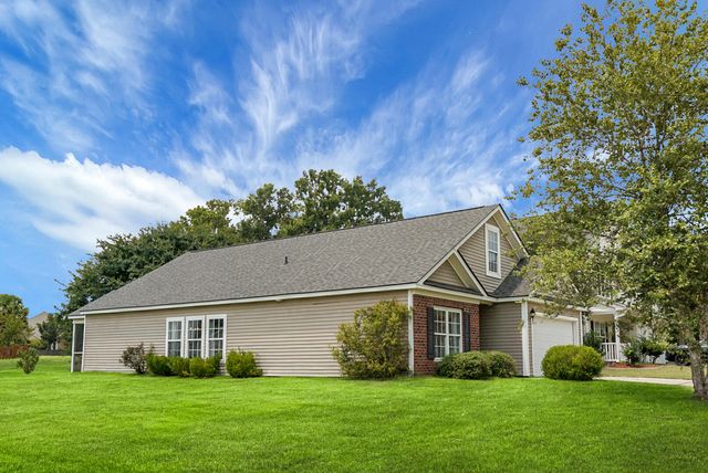 515 Evening Shade Drive, Moncks Corner, SC 29461