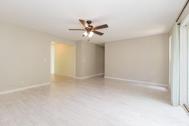 1710 W Sun Valley Parkway, Muncie, IN 47303
