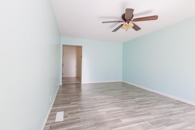 1710 W Sun Valley Parkway, Muncie, IN 47303