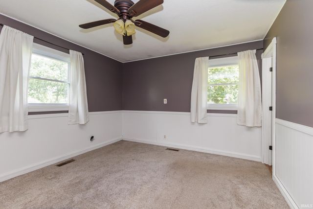 1710 W Sun Valley Parkway, Muncie, IN 47303