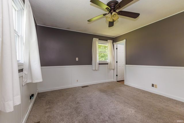 1710 W Sun Valley Parkway, Muncie, IN 47303
