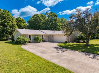 1710 W Sun Valley Parkway, Muncie, IN 47303