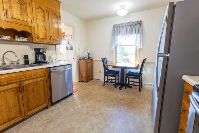 511 Darrell LN, Hurt, VA 24563