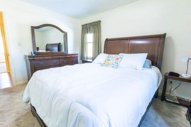 511 Darrell LN, Hurt, VA 24563