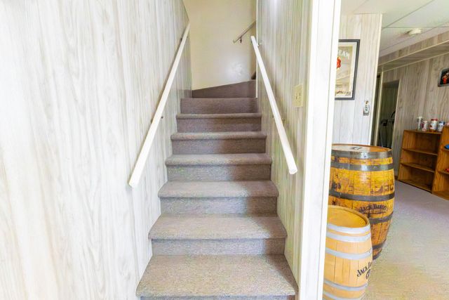 511 Darrell LN, Hurt, VA 24563