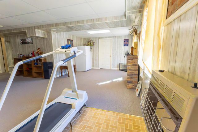 511 Darrell LN, Hurt, VA 24563