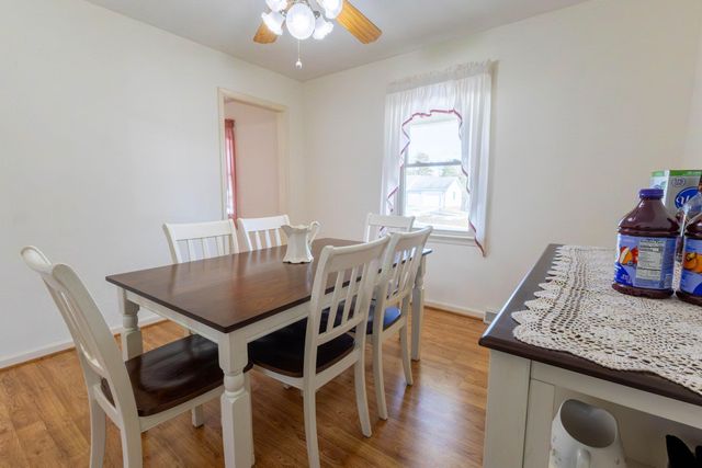 511 Darrell LN, Hurt, VA 24563