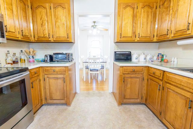 511 Darrell LN, Hurt, VA 24563