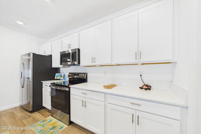 1577 Colebrook Circle SW, Palm Bay, FL 32908