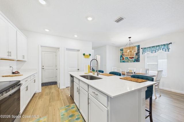 1577 Colebrook Circle SW, Palm Bay, FL 32908