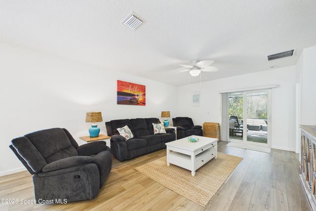 1577 Colebrook Circle SW, Palm Bay, FL 32908